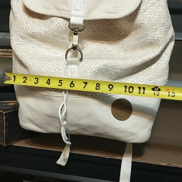 Dakine Backpack 🎒 - Picture 7 of 8